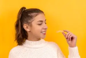 אורתודנט במודיעין
